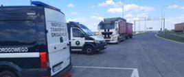 Niesprawny technicznie zespół pojazdów zatrzymany do kontroli na ekspresowej „ósemce”, w okolicach Wyszkowa, przez inspektorów mazowieckiej Inspekcji Transportu Drogowego.