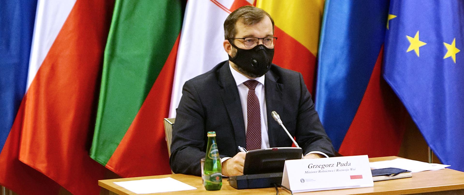 Minister Grzegorz Puda