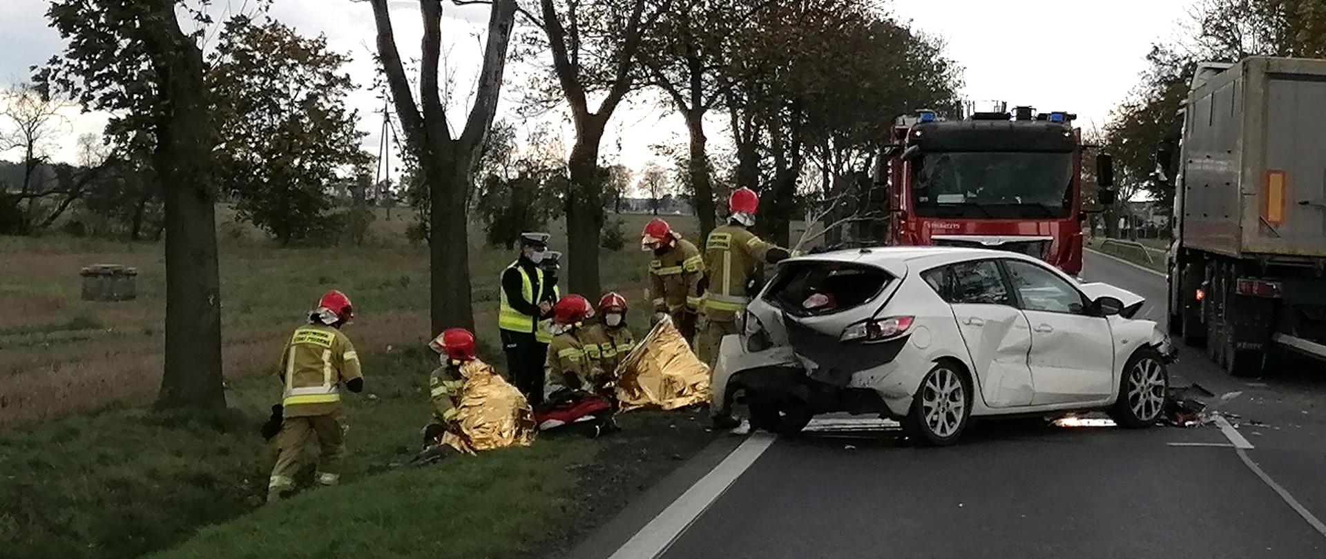 zdarzenie z udziałem trzech pojazdów pomiędzy Ptaszkowem a Grodziskiem 