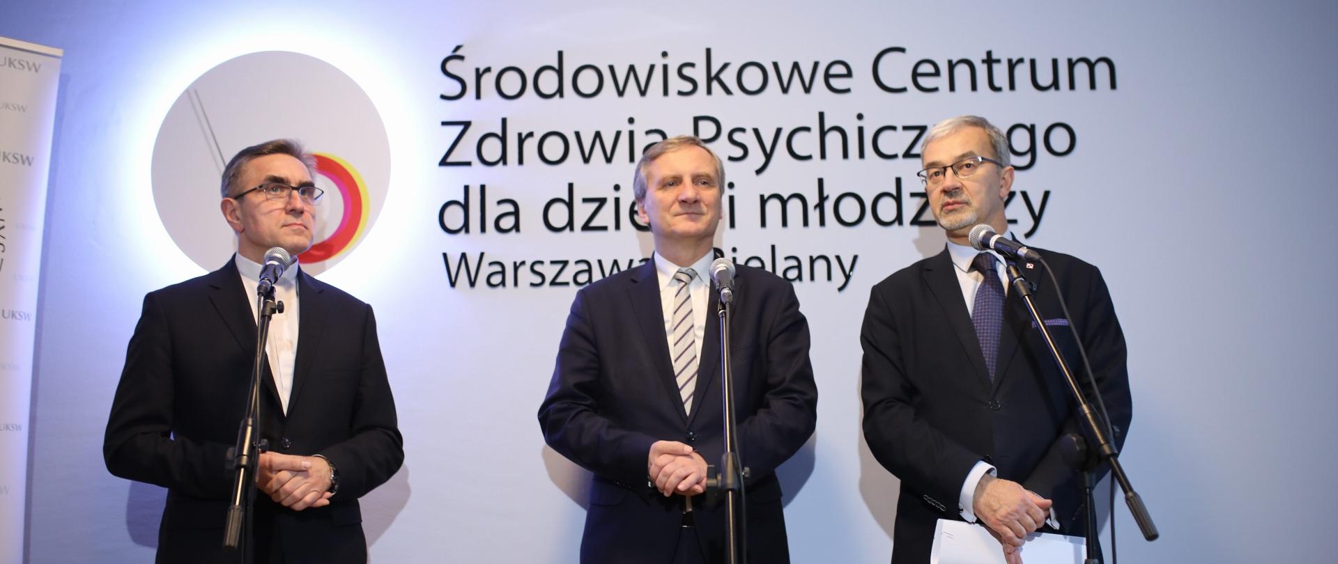 Skuteczna pomoc w kryzysach psychicznych. W całej Polsce powstają pilotażowe ośrodki wsparcia