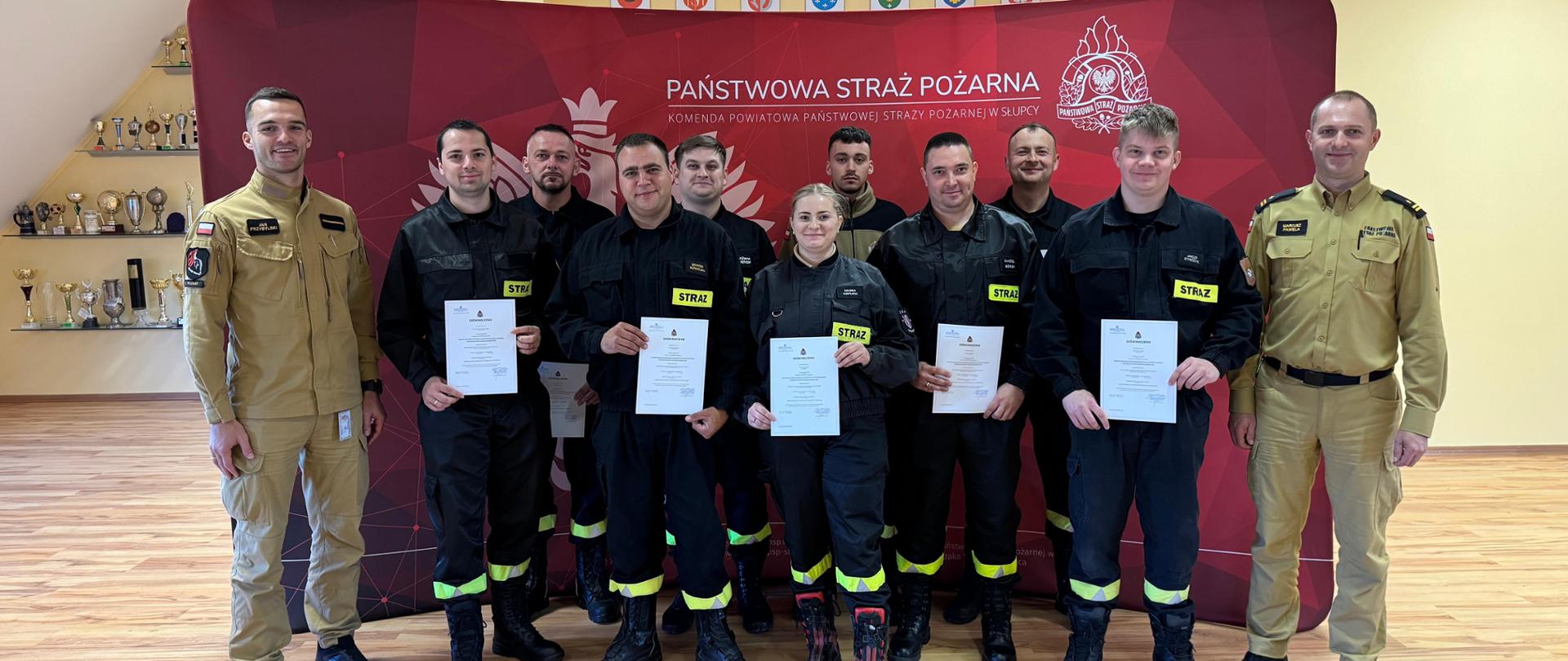 zdjęcie grupowe uczestników szkolenia