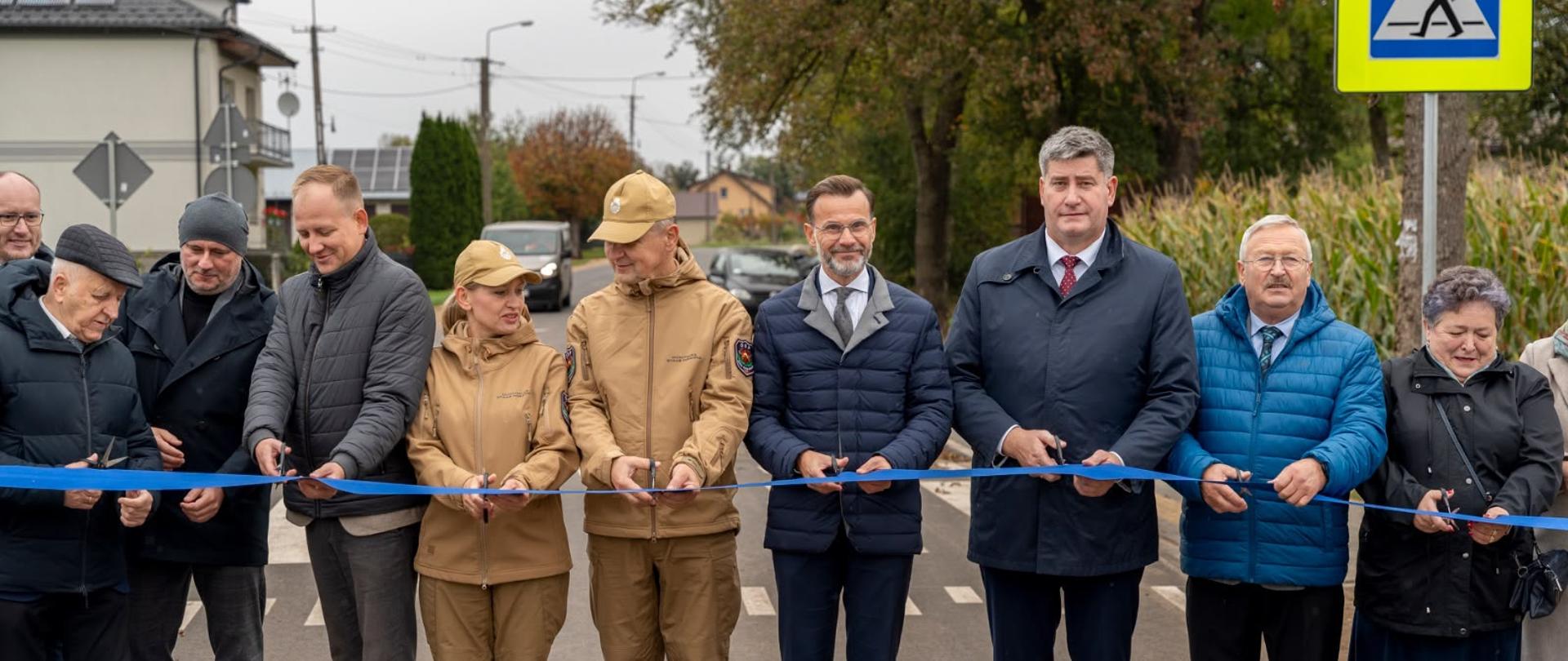 Oddanie do użytku 3-kilometrowego odcinka drogi powiatowej z Grabowa do Janówki.