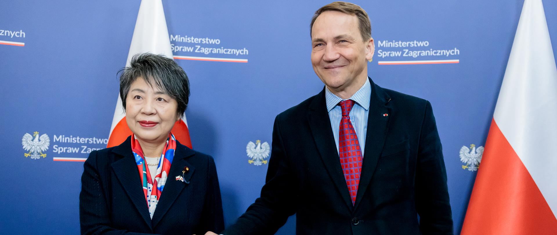Minister Radosław Sikorski spotkał się z SZ Japonii Panią Yōko Kamikawa