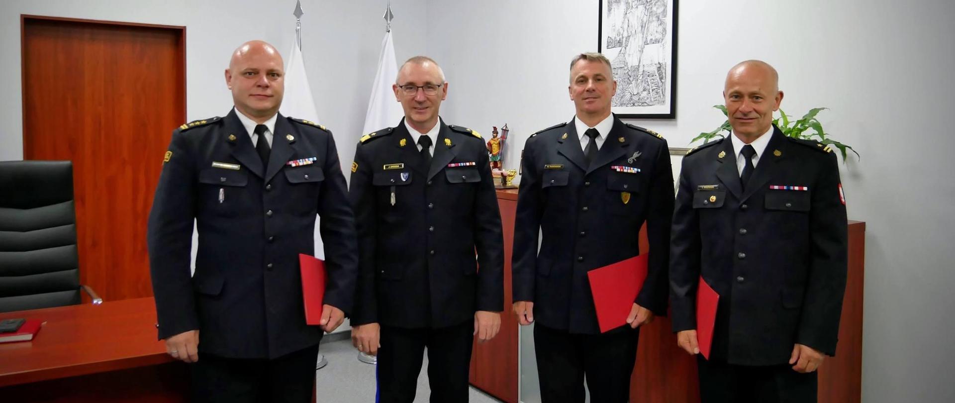 Wyróżnienia dla funkcjonariuszy Ośrodka Szkolenia Komendy Wojewódzkiej PSP w Gorzowie Wielkopolskim