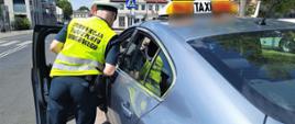 Kierowca przewoził podróżnych taksówką bez badań technicznych