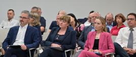 Spotkanie w siedzibie NFOŚiGW w ramach IV Forum Energia-Efekt-Środowisko zdjęcie grupowe