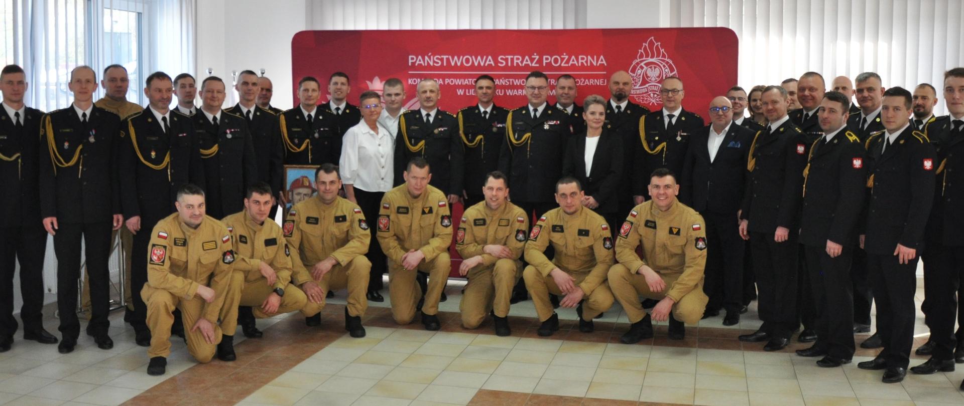 Uroczysta zbiórka z okazji zakończenia służby Zastępcy Komendanta Powiatowego Państwowej Straży Pożarnej w Lidzbarku Warmińskim st. bryg. Cezarego Kalinowskiego