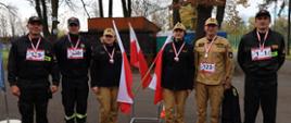 Reprezentanci KP PSP Strzelin w biegu 11 listopada