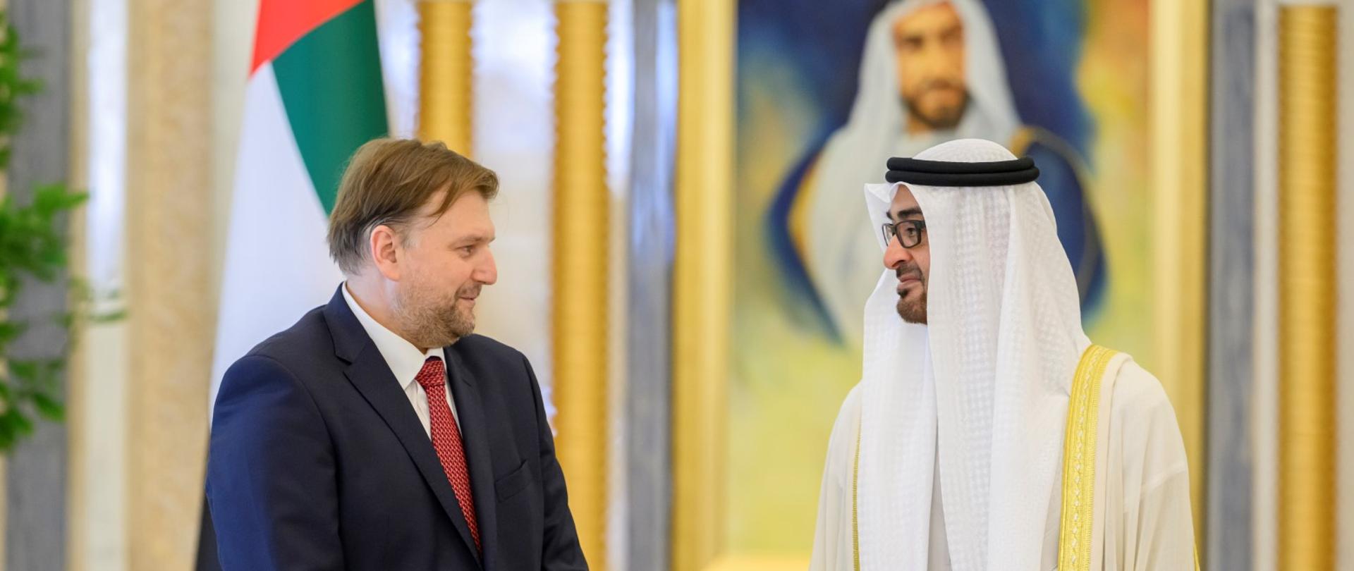 ABU DHABI, UNITED ARAB EMIRATES -September 19, 2022: HH Sheikh Mohamed bin Zayed Al Nahyan President of the United Arab Emirates (R), receives diplomatic credential of HE Jakub Slawek, Ambassador of Poland to the UAE (L), during a ceremony for new ambassadors, at Qasr Al Watan.
( Hamad Al Kaabi / UAE Presidential Court )
---