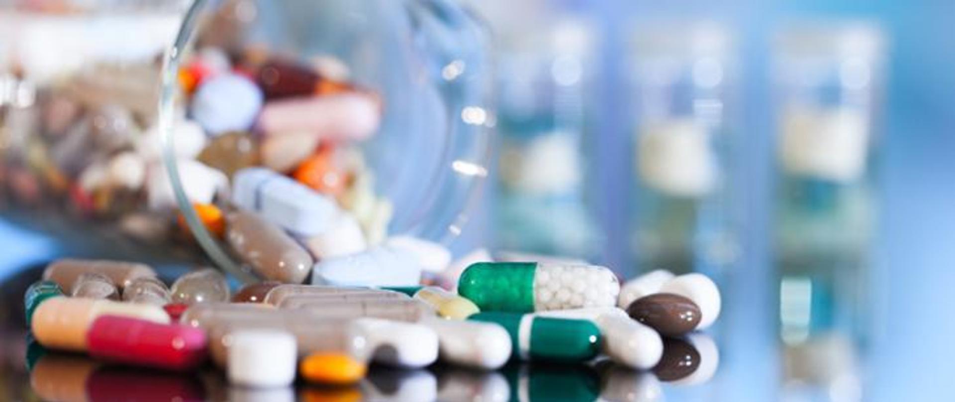 Baner Antybiotyki - Każdy z nas może zapobiegać antybiotykooporności