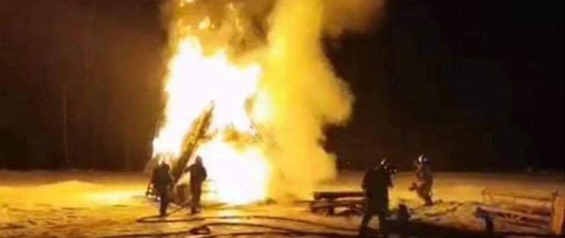 Pożar szałasu na polanie Biały Potok w Witowie