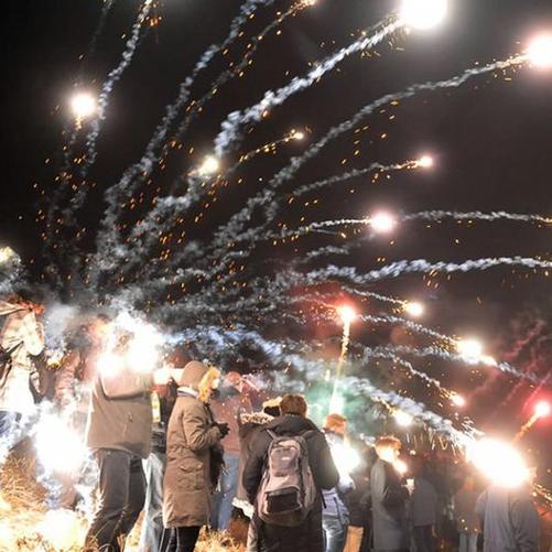 Materiały pirotechniczne