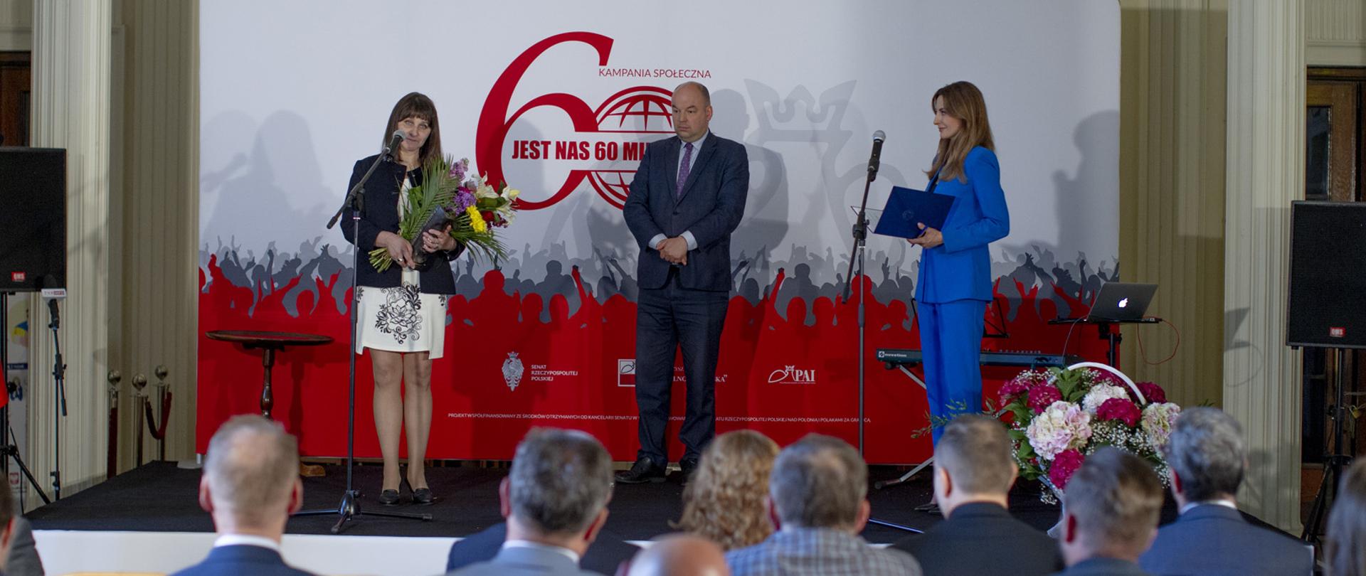 Laureatka tegorocznej nagrody im. Grażyny Langowskiej, kategorii Nauczyciel Polonijny - Pani Wiera Szerszniowa, Dyrektor Liceum nr 10 im. św. Marii Magdaleny we Lwowie