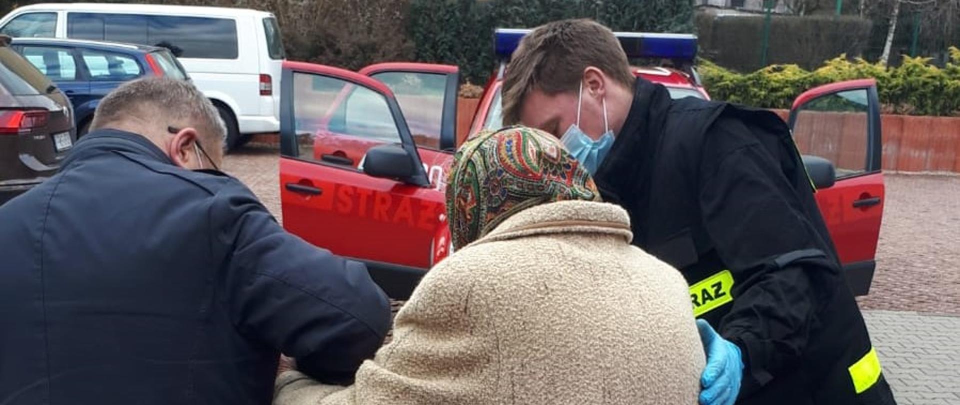 Transport seniora do punktu szczepień