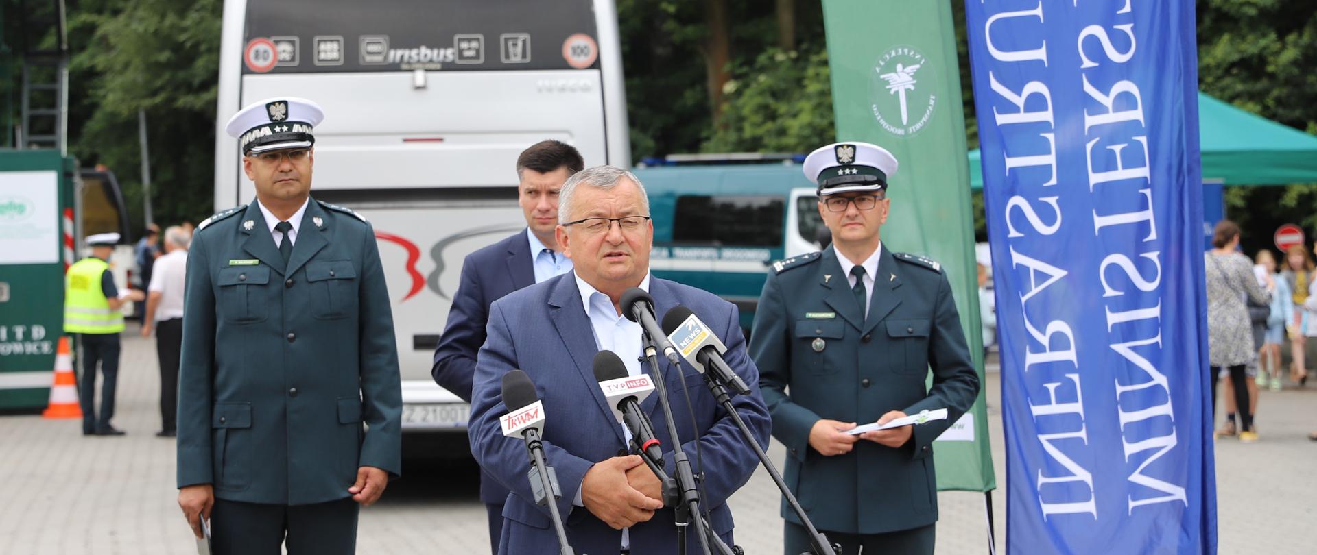 Bezpieczny Autokar – wakacje 2021