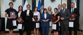 zdjęcie z uroczystości przyznania stypendiów dla studentów medycyny