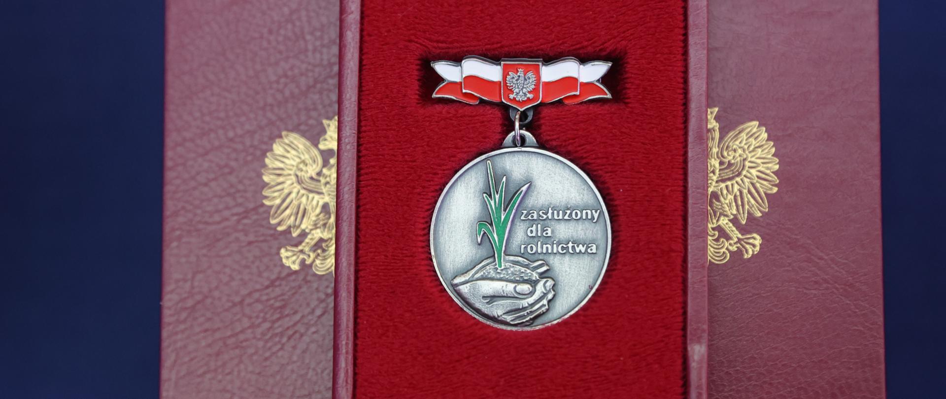 Odznaka honorowa „Zasłużony dla Rolnictwa”