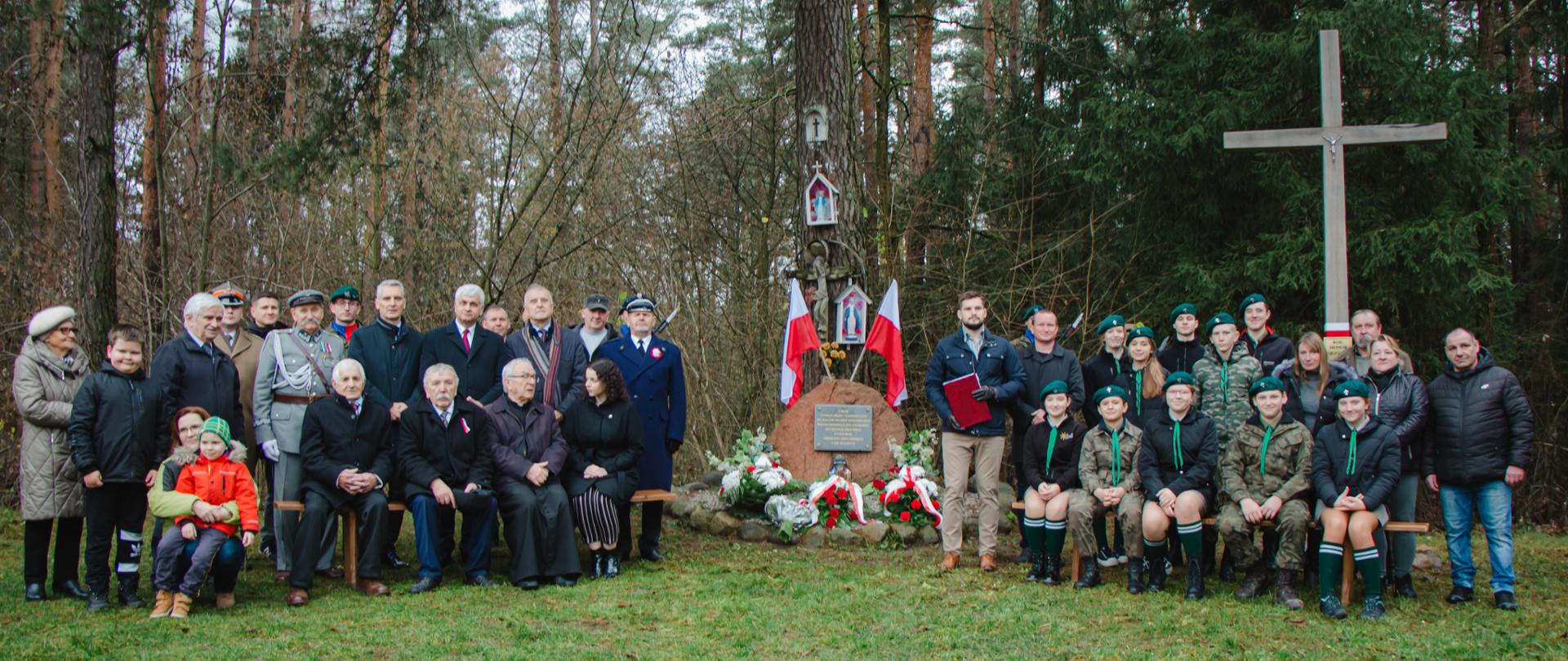 Bohaterowie walk o niepodległość uczczeni w Olmontach