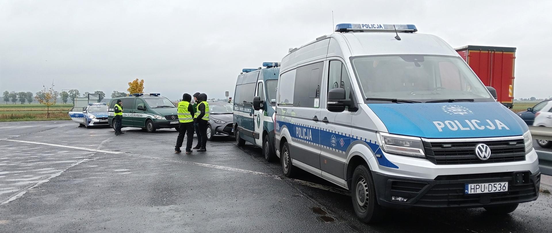 Wspólne akcje służb pomagają sprawnie i skutecznie współdziałać w zakresie przeciwdziałania i wykrywania przestępstw oraz wykroczeń przeciwko środowisku