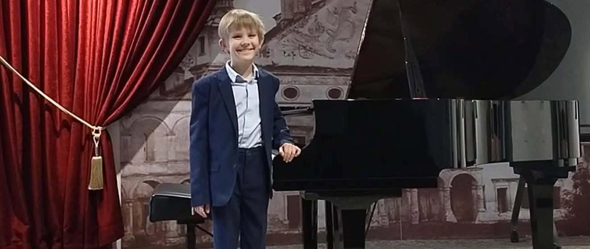 Mikołaj Kalisz na scenie