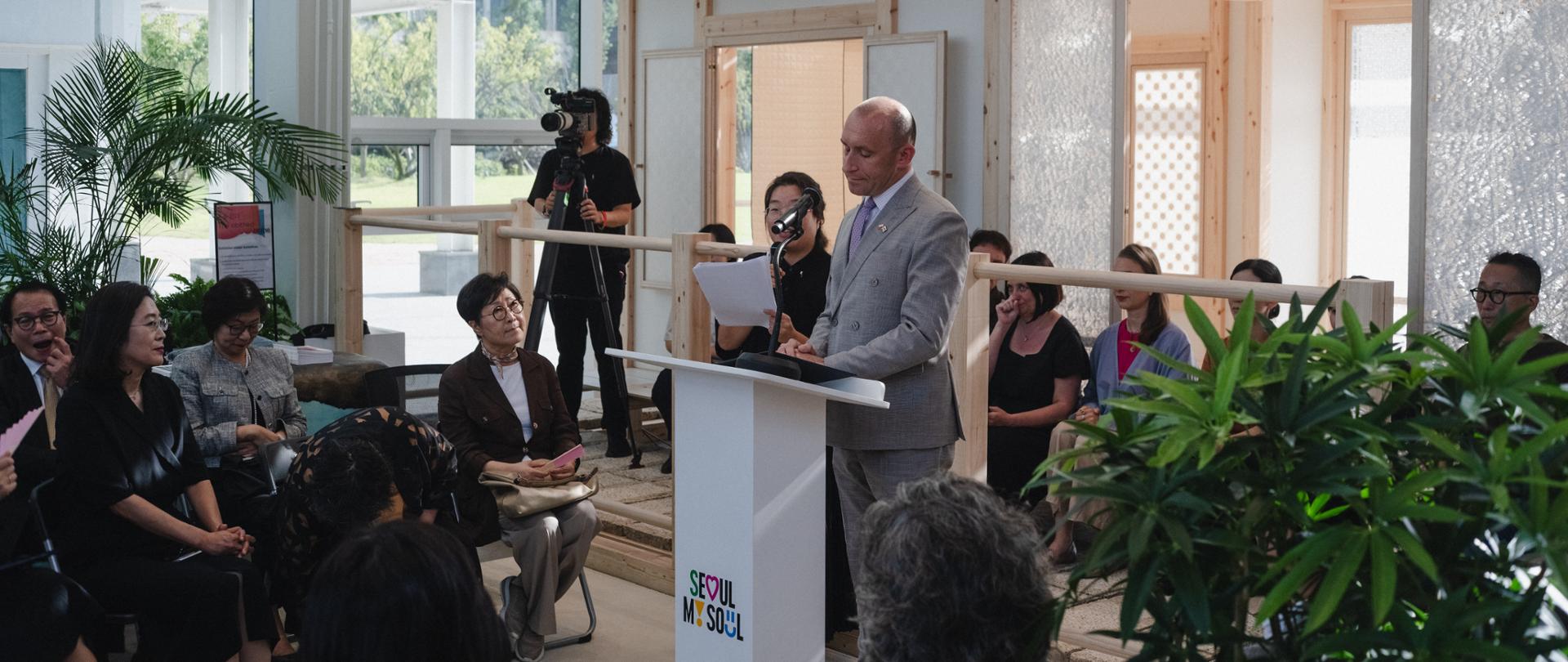 서울공예박물관 폴란드-한국 섬유공예 교류전 „집, 옷을 입다”