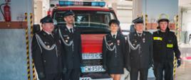 Uroczysta zbiórka z okazji przekazania nowego samochodu ratowniczo-gaśniczego