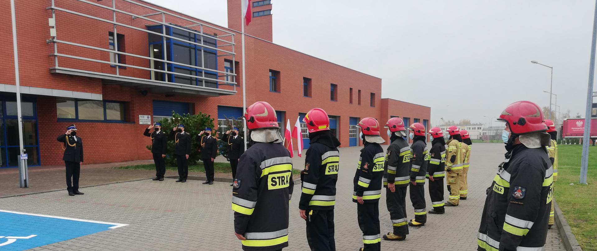 Niepodległa do hymnu