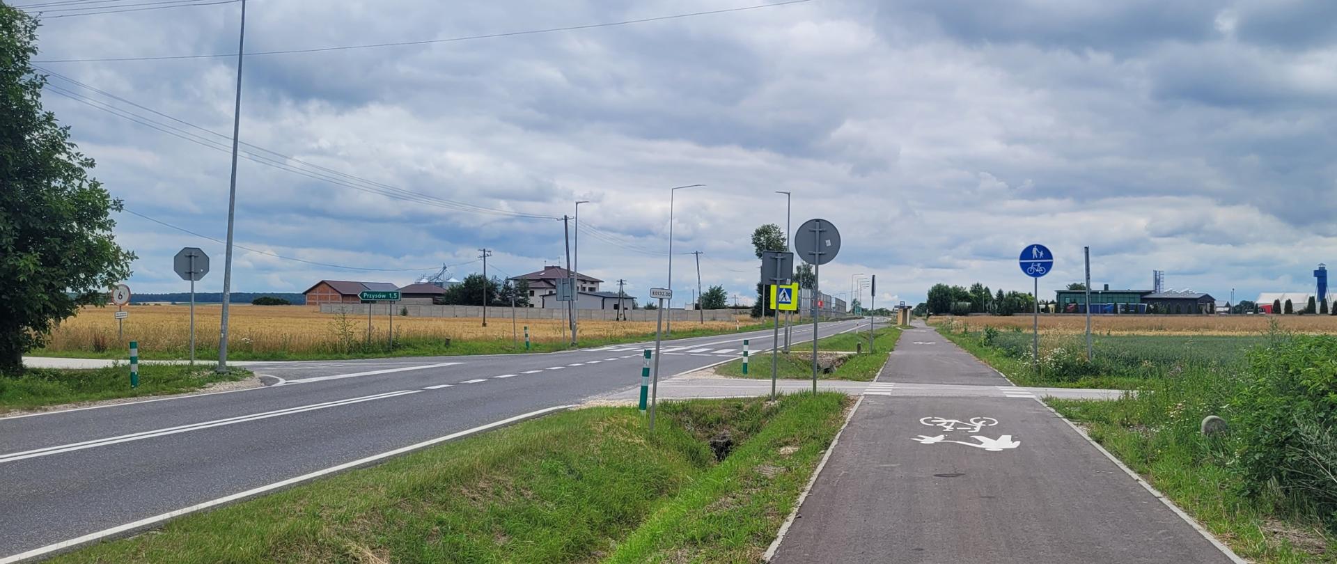 Ścieżka pieszo-rowerowa w ciągu DK78 