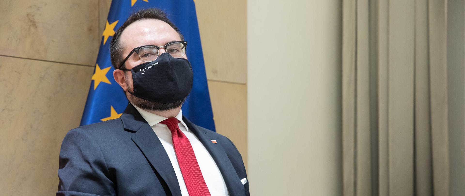 2020.12.14 Warszawa . Minister Pawel Jablonski . Wideokonferencja Katar .Fot. Tymon Markowski / MSZ