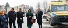 Ambulans z rządowym dofinasowaniem dla szpitala w Bychawie