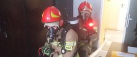 3. Ćwiczenia na obiekcie Urzędu Miasta i Gminy w Kazimierzy Wielkiej – rota gaśnicza prowadząca działania gaśnicze w pomieszczeniu biurowym