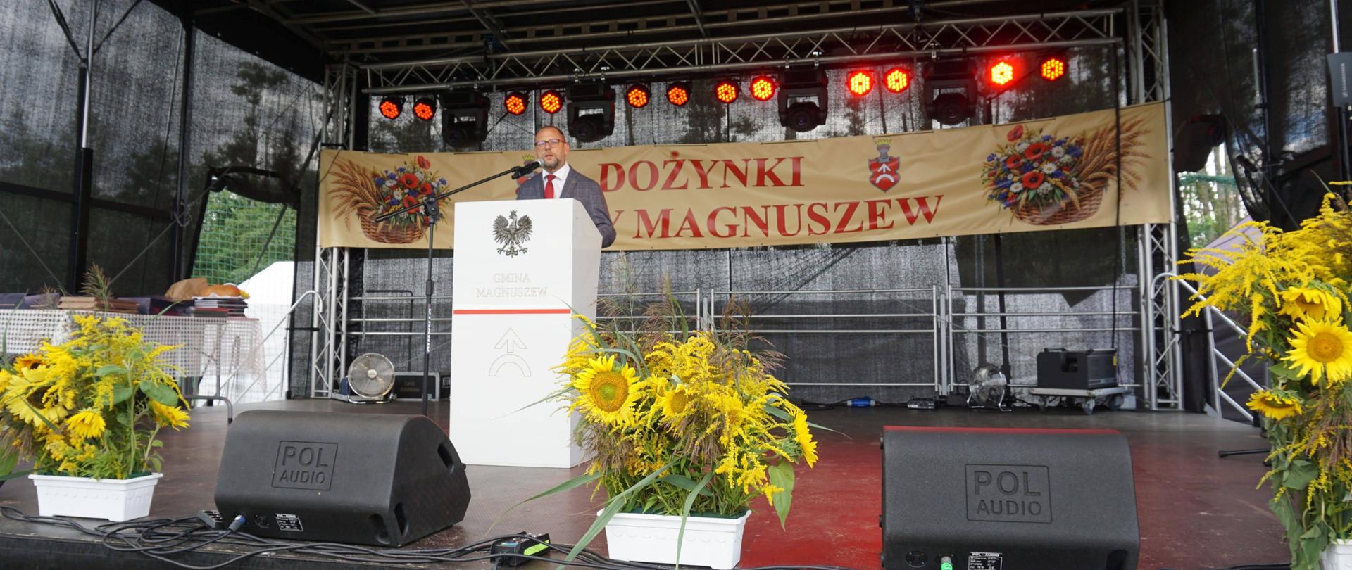 Na zdjęciu widać mężczyznę