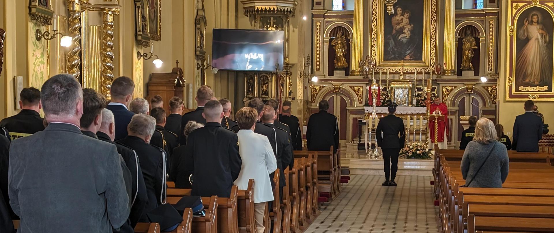 Uroczysta Msza Święta z okazji Dnia Strażaka 2024