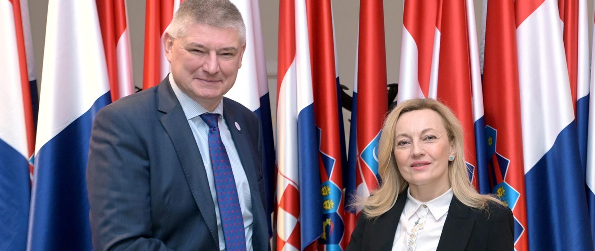 Ambasador P.Czerwiński z Przewodniczącą Komisji ds. rolnictwa Marijaną Petir