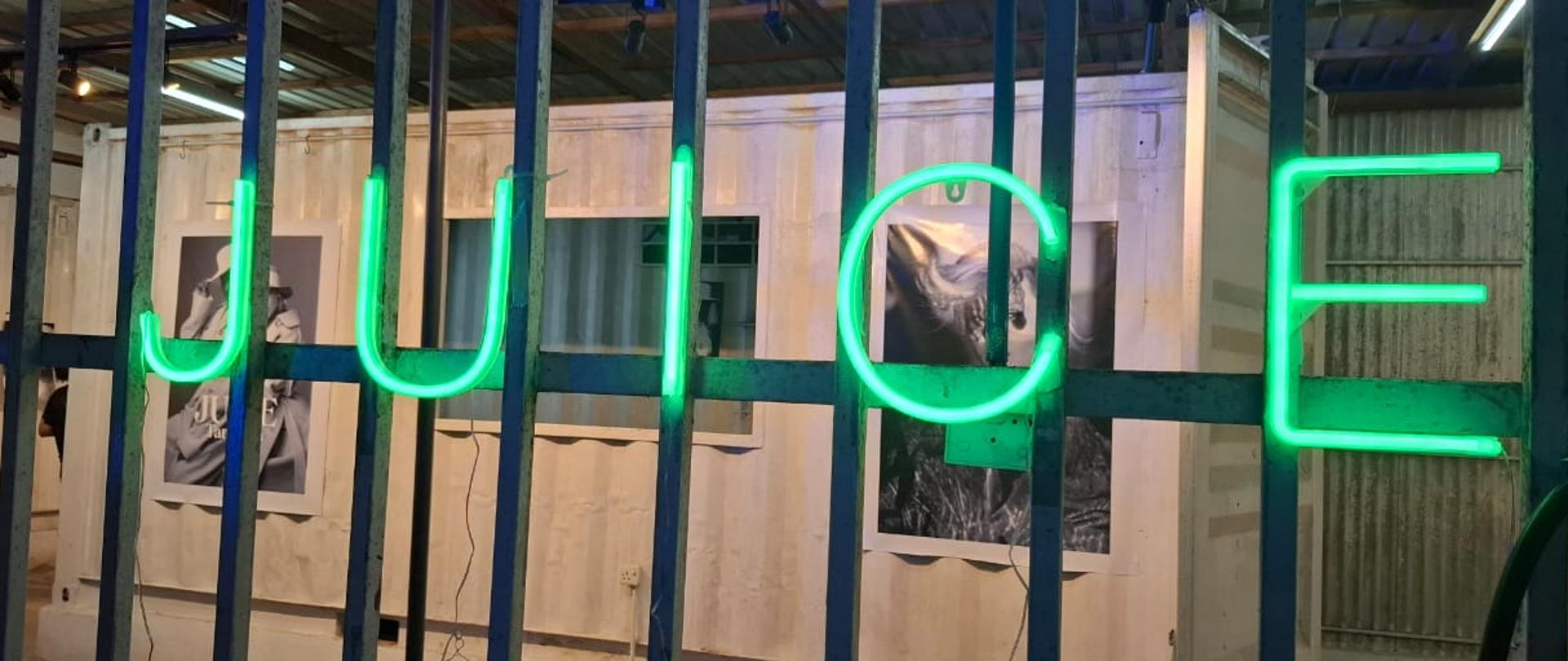 "JUICE Tanzania" Exhibition by Mickey Wyrozębski