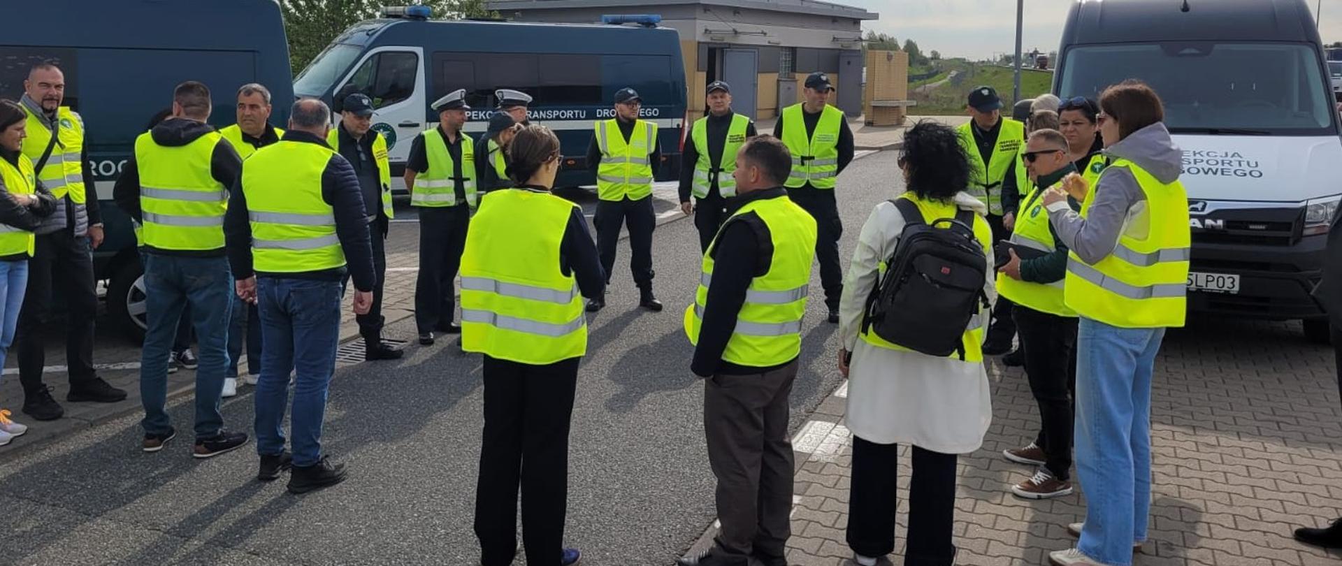 Wspólne działania kontrolne ITD i służb Macedonii Północnej na autostradzie A2 w Strykowie