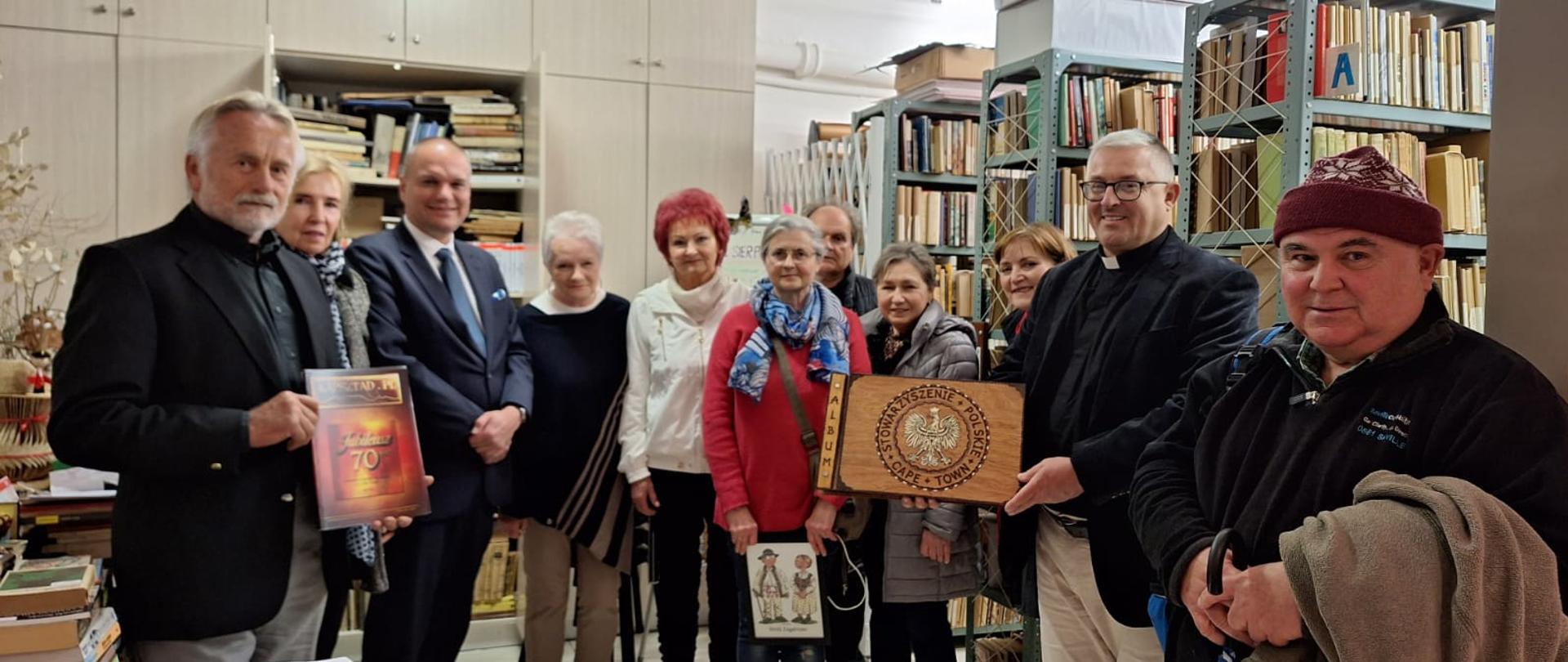 Ambassador Adam Burakowski meets with the Polish community in Cape Town