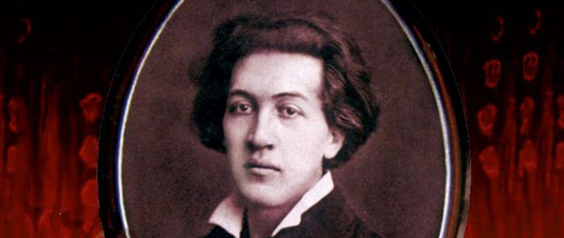 Grafika - afisz. Tło w górnej połowie czarne, w dolnej jasnobrązowe. W centrum owalny portret kompozytora Juliusza Zarębskiego. Na górze napis: XXII MIĘDZYNARODOWY KONKURS MUZYCZNY IM. JULIUSZA ZAREBSKIEGO KONCERT LAUREATÓW 15 grudnia 2022 r. godz. 19.30. W dolnej części napisy: młodzi artyści, laureaci międzynarodowych konkursów muzycznych. Autor projektu: dr Lucjusz Pinkosz. Centrum Kultury w Łomiankach ul. Wiejska 12A. Zapraszamy!! Wstęp wolny. Zadanie finansowane ze środków Gminy Łomianki. W dolnej części dołączone zostały również loga instytucji wspierających organizację konkursu.