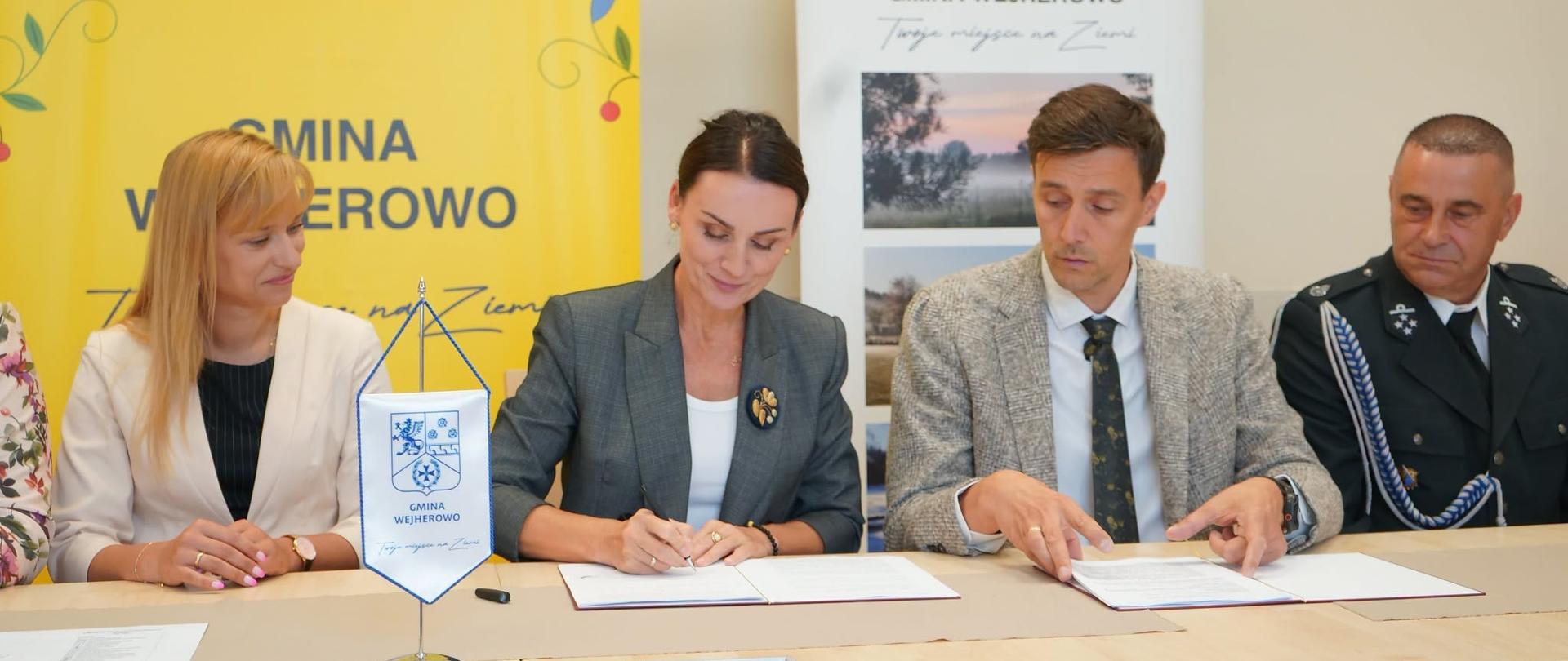 Budowa remizy Ochotniczej Straży Pożarnej w Gniewowie