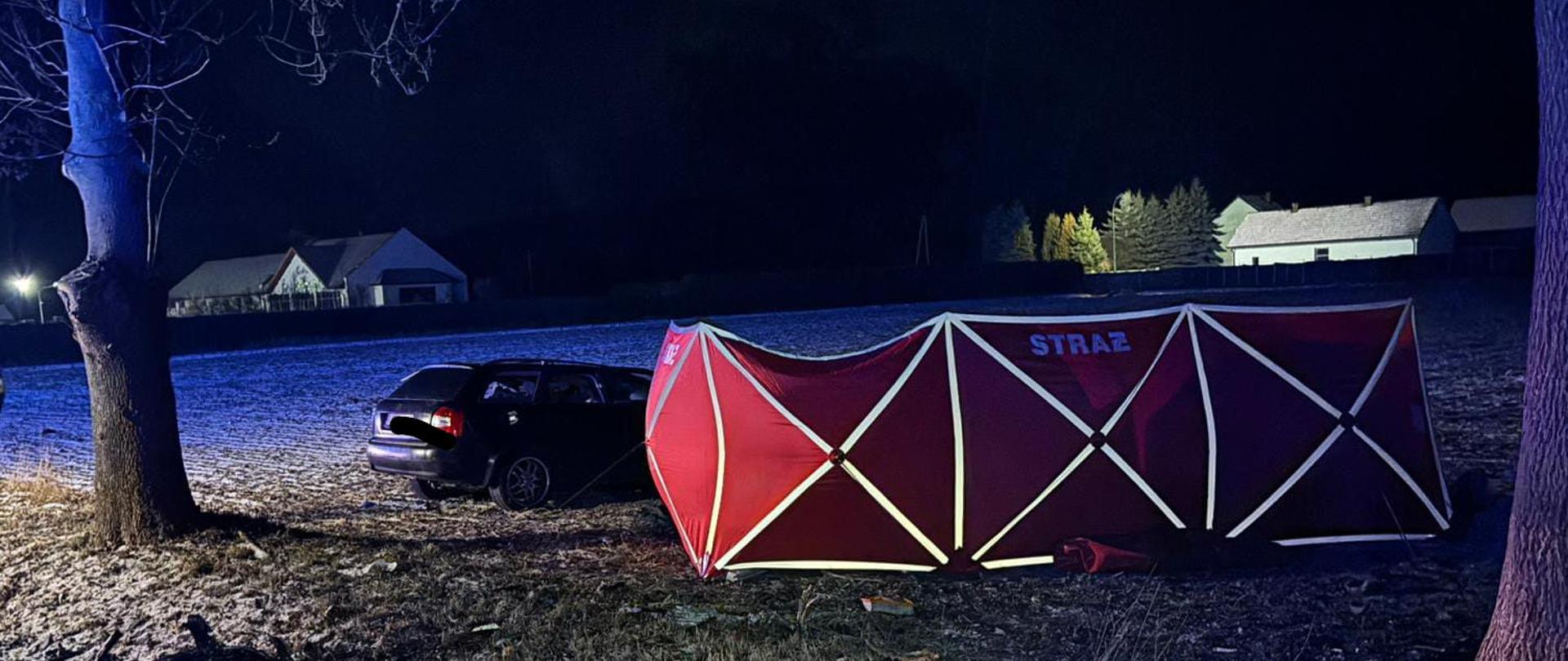 Uszkodzony samochód osobowy uczestniczący w wypadku