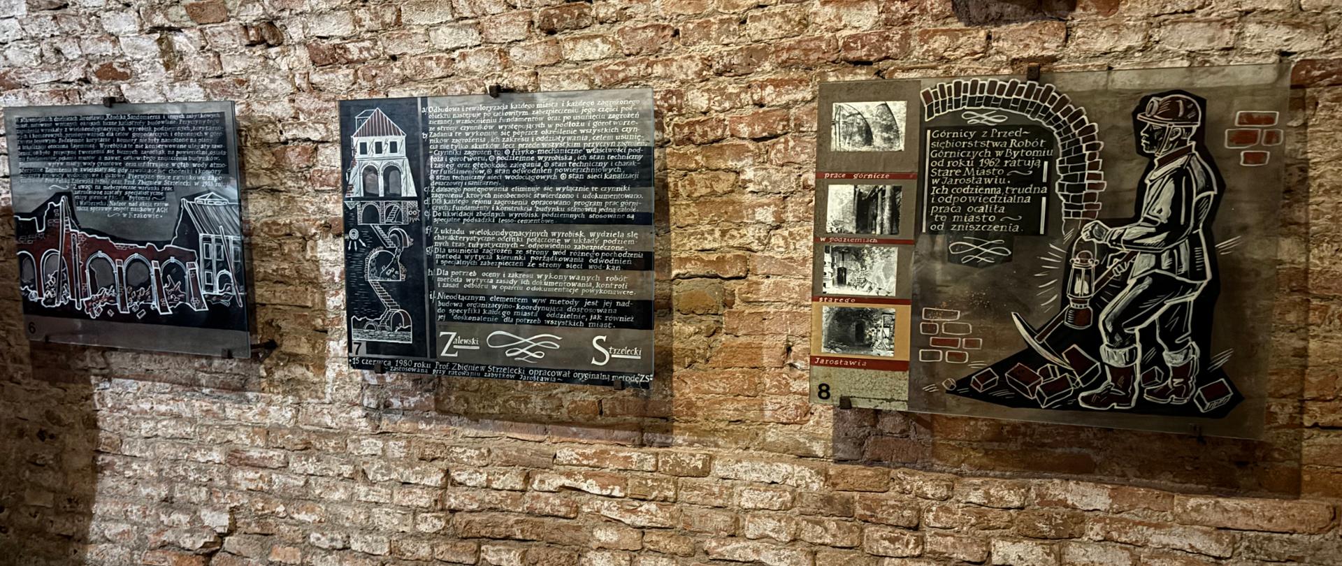 Na zdjęciu uczniowie patrzący w dół na strome schody w podziemiach Jarosławskich, słuchający opowieści o dawnym Jarosławiu.