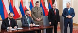 podpisanie umowy między Ministerstwem Obrony Narodowej Rzeczypospolitej Polskiej a Ministerstwem Obrony Republiki Armenii o współpracy wojskowo-technicznej
