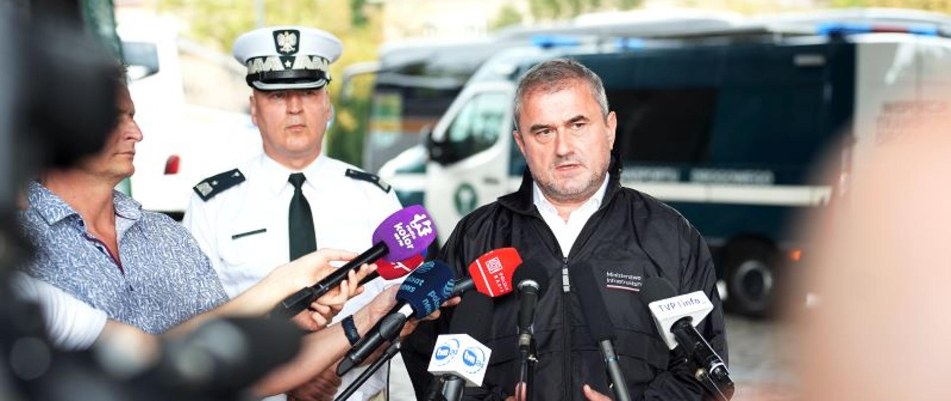 Rekordowa liczba skontrolowanych autokarów. Podsumowanie wakacyjnych działań. 