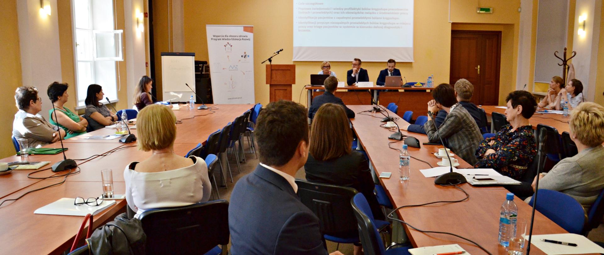 Seminarium dot. programu profilaktyki przewlekłych bólów kręgosłupa1