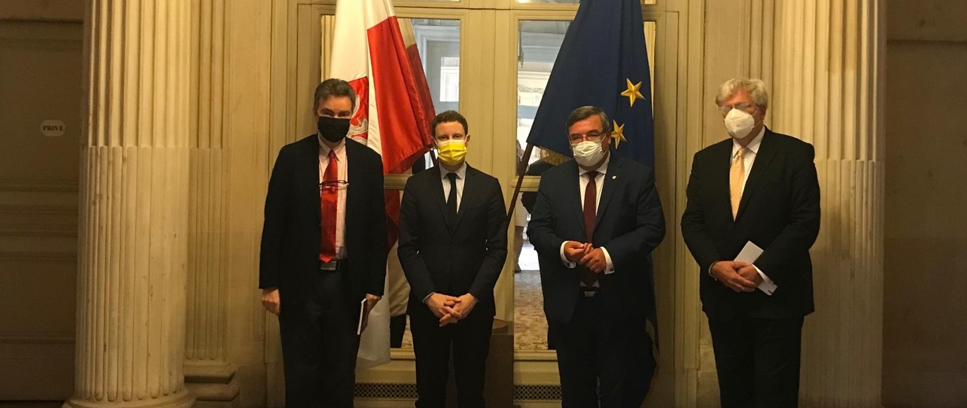 Rencontre des Ambassadeurs V4 avec M. Beaune