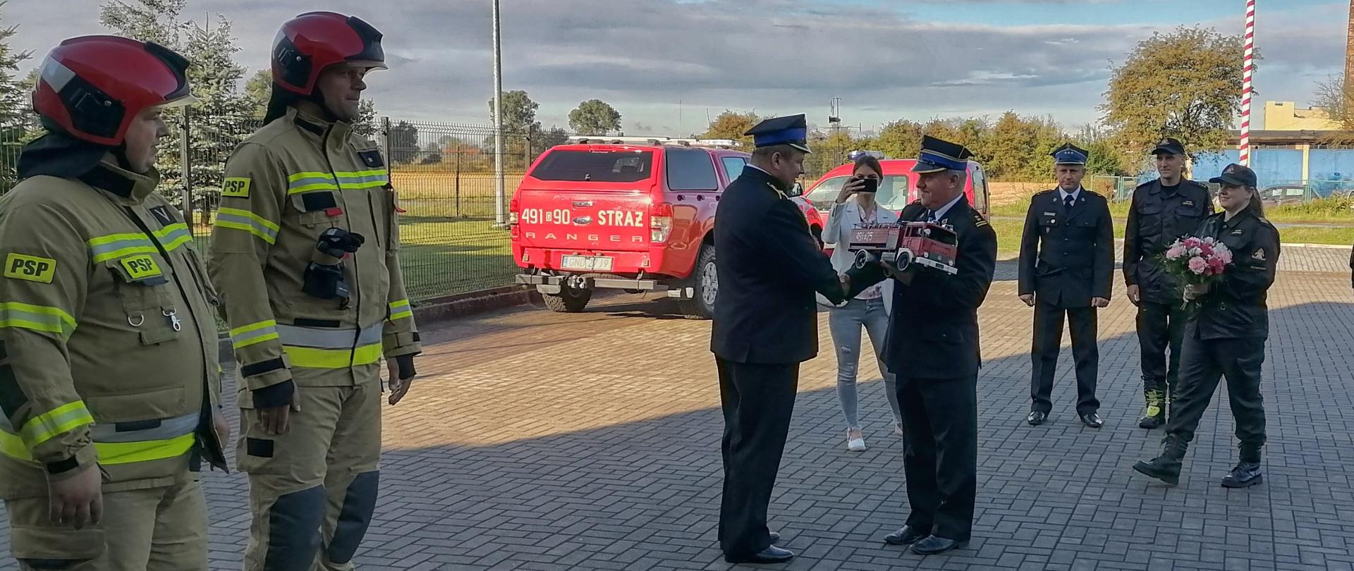 Przejście strażaka na zaopatrzenie emerytalne