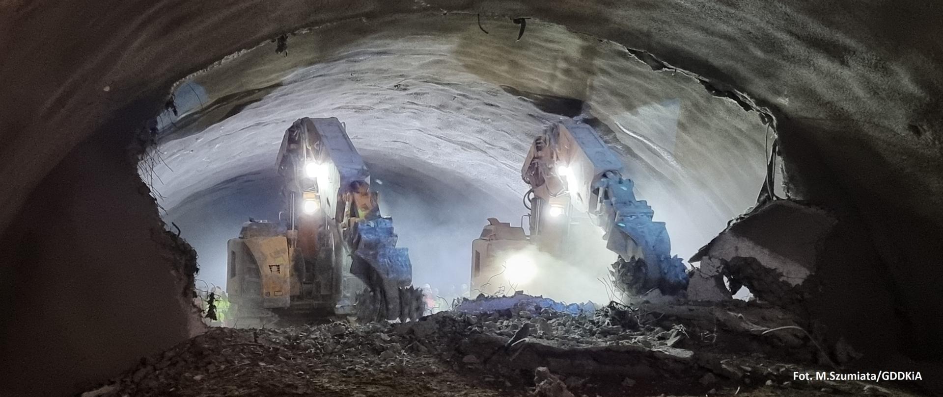 Tunel w ciągu drogi S3 na Dolnym Śląsku przebity