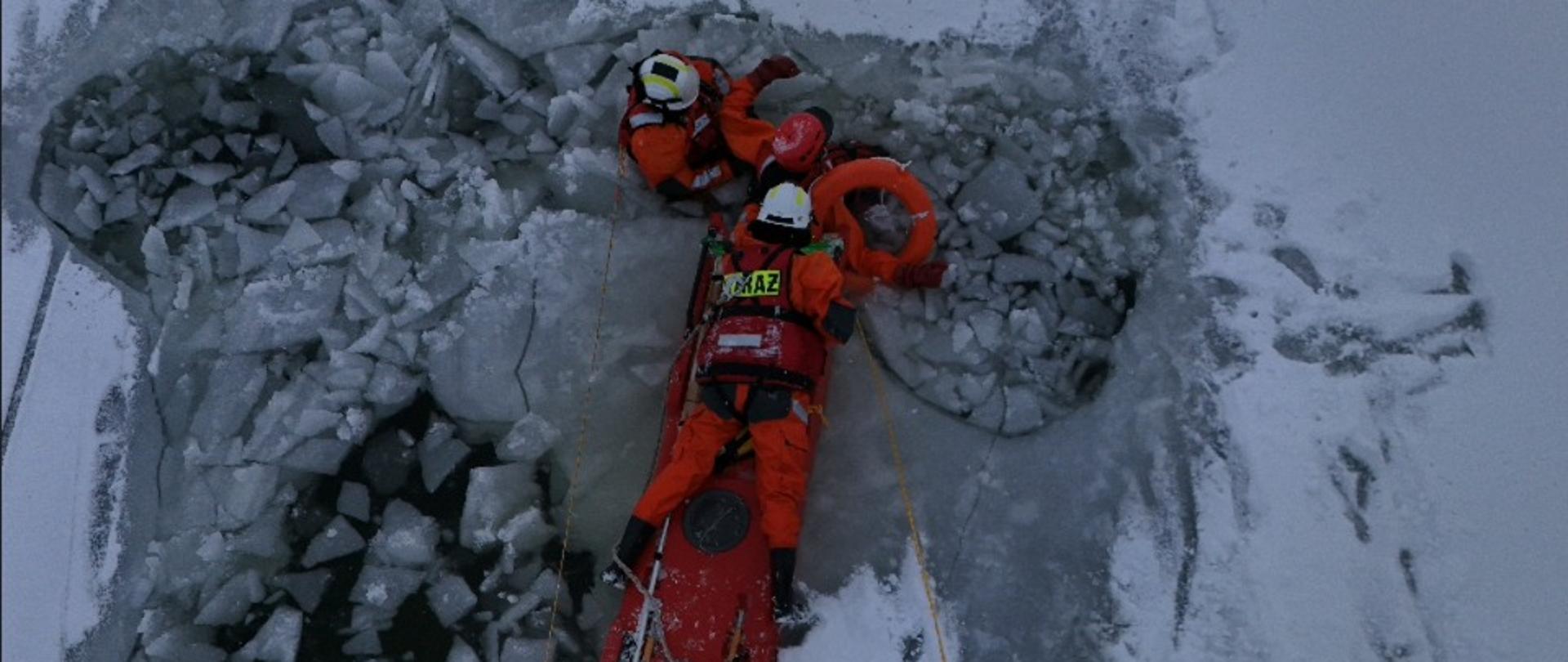 Warsztaty ratownicze dla jednostek Ochotniczych Straży Pożarnych z zakresu ratownictwa lodowego