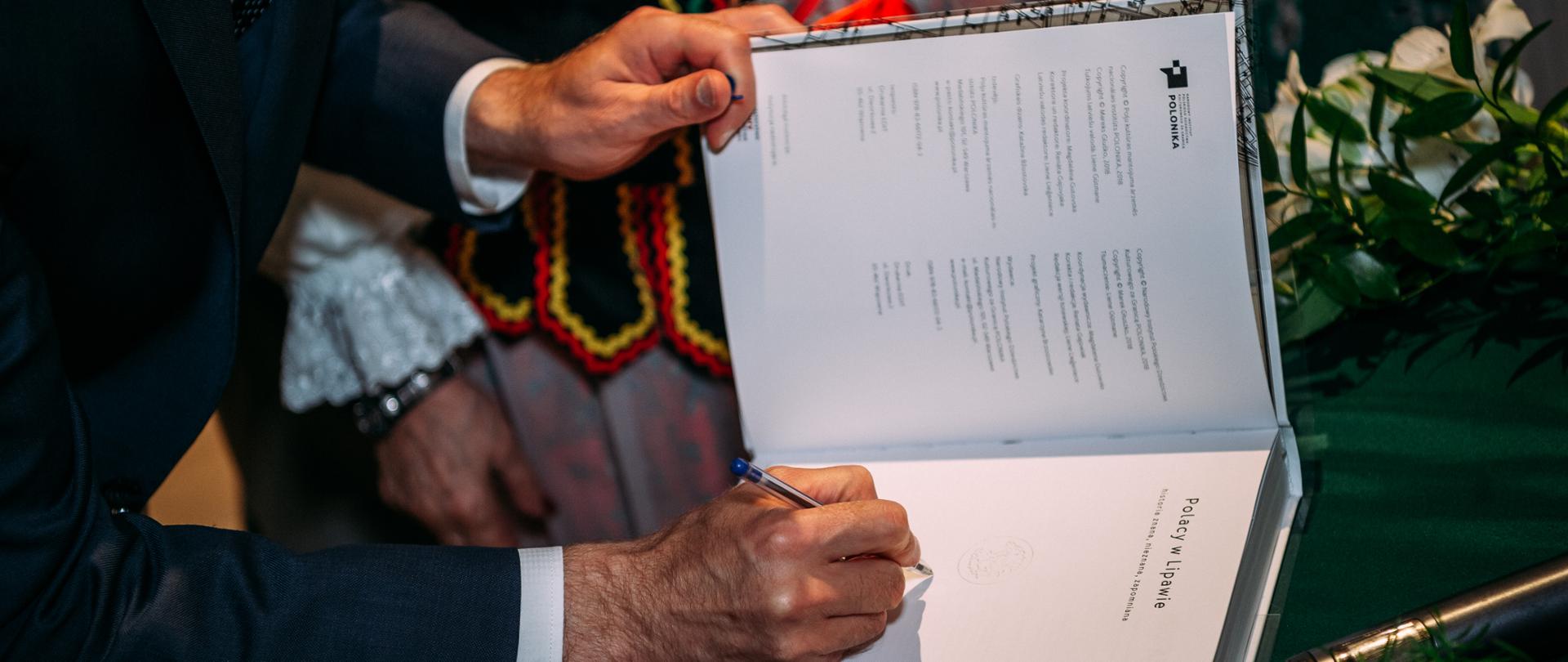 Mareks Gluško, “Poļi Liepājā”