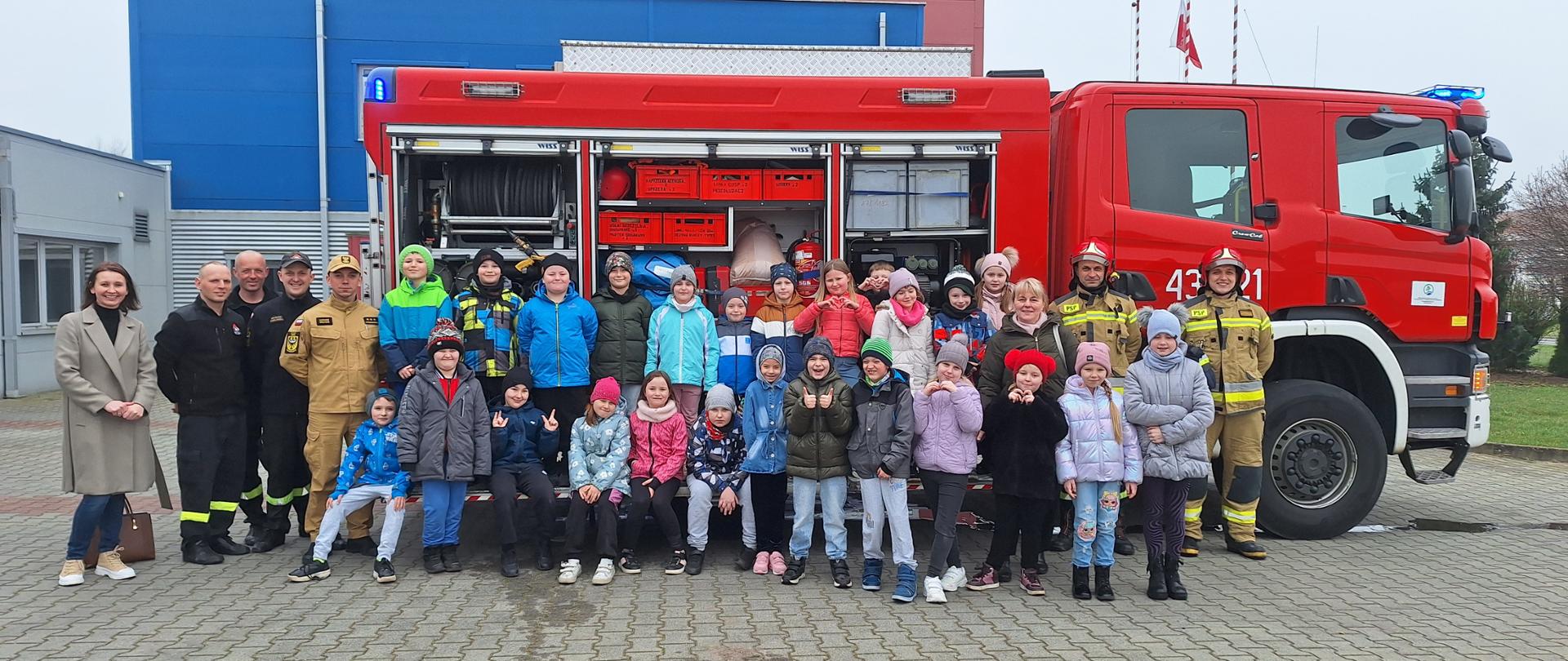 Wizyta dzieci SP Niechlów - 2